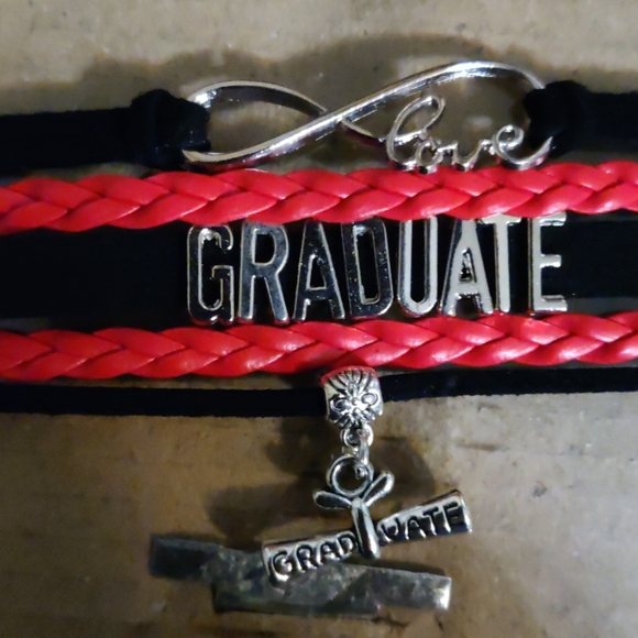 Graduate bracelet - Picture 4 of 7